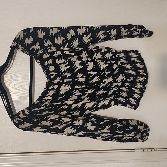 Michael Kors Silk Top - Picture 2 of 4